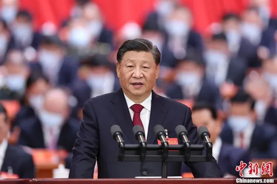 10月16日，中國(guó)共產(chǎn)黨第二十次全國(guó)代表大會(huì)在北京人民大會(huì)堂開(kāi)幕。習(xí)近平代表第十九屆中央委員會(huì)向大會(huì)作報(bào)告。中新社記者 盛佳鵬 攝