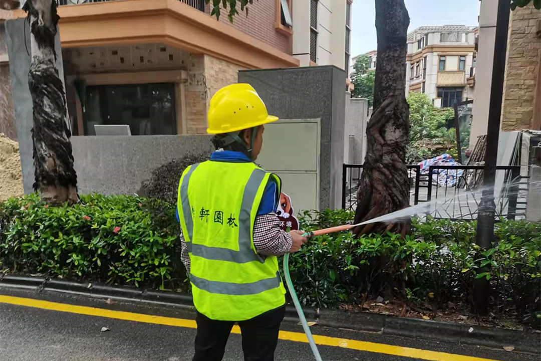 園林綠化養(yǎng)護澆水